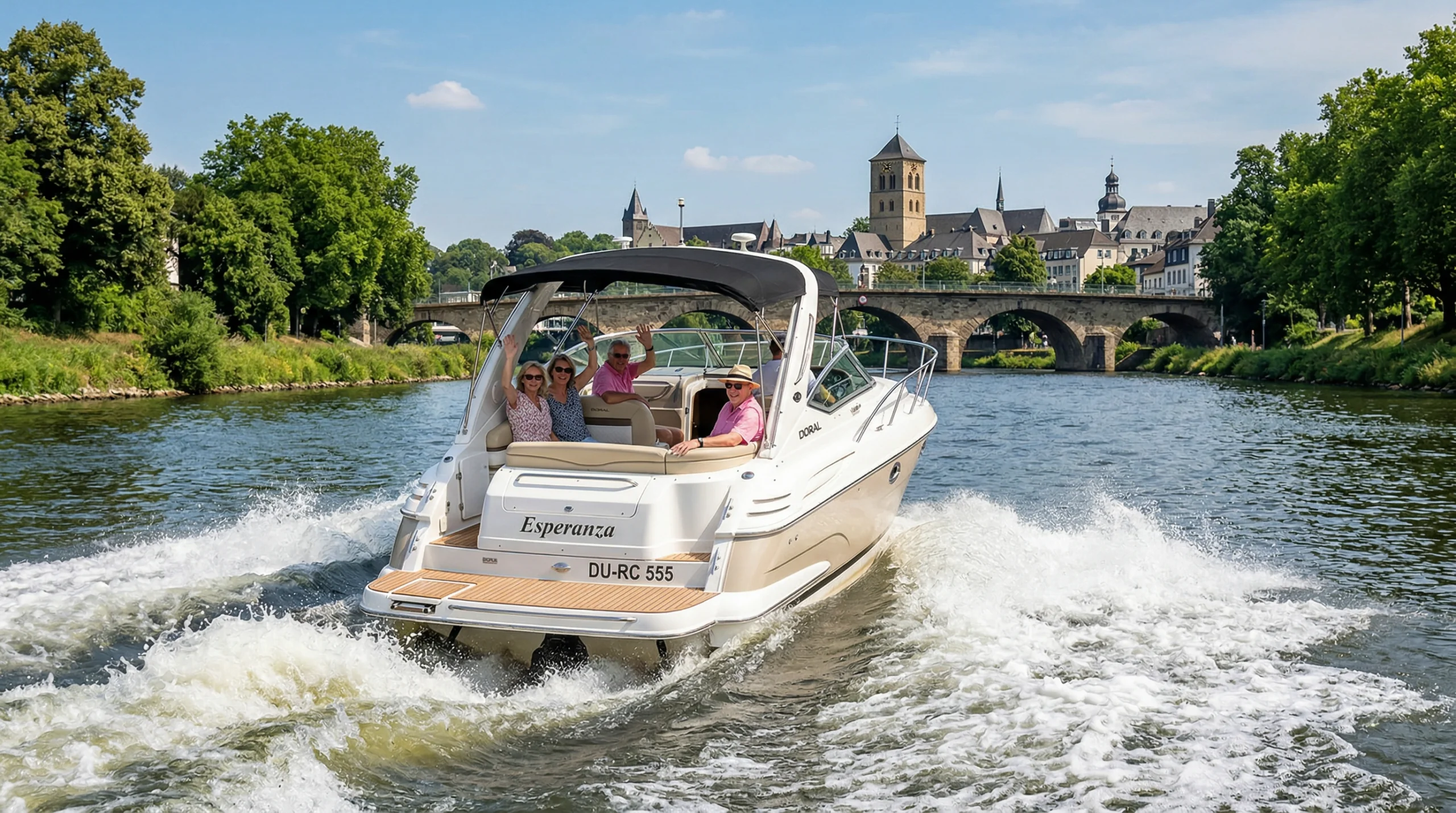 Maxum 2400 SCR Esperanza auf der Ruhr bei Mülheim – Bootsvermietung Duisburg